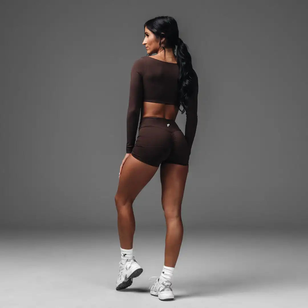 Minimalist Crop Long Sleeve